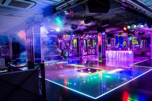 Il Magic Fly è un locale in zona Roma Nord adatto ad ogni tipo di festa ed evento. 